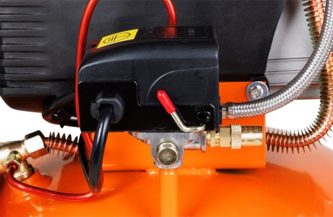 Kompresor olejowy pionowy 40 l, 230V